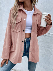 Chaqueta estilo camisa con cuello a presión y bolsillos