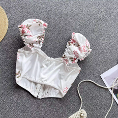 Top floral con espalda con cordones estilo vacaciones de verano