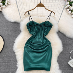 Plissiertes, figurbetontes Kleid für Damen