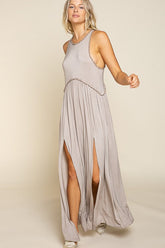 Stonewashed Maxikleid mit seitlichem Schlitz und Cut-Out