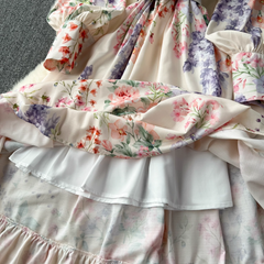 Elegantes, langärmliges Kleid mit Laternen-Print im Retro-Stil