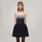 Heavy industry diamond studded strapless three-dimensional puffy skirt, a niche design in Vietnam, a small black dress with elegant temperament