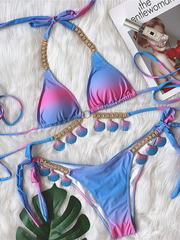 Traje de baño bikini con tiras y cristales de concha