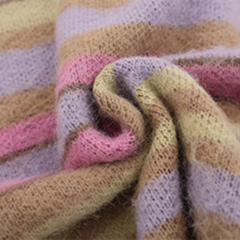 Lockere Strickjacke in Bonbonfarbe