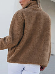 Chaqueta de felpa de manga larga con cremallera