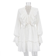V-neck pleated flared sleeves with ruffled edges, white dress with women's design feeling fluffy skirt