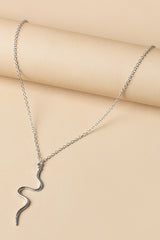 Alloy Snake Pendant Fashionable Necklace - Gold