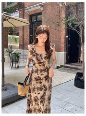 Neues Retro-Kleid mit Rundhalsausschnitt und Rüschendruck