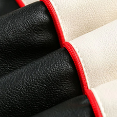 Kontrastierende Motorradjacke