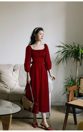 Rotes Retro-Kleid mit Dreiviertelärmeln