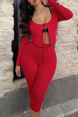 U Neck Slit Tie Up Long Sleeve Crop Top Slim Fit Capri Pants 2pcs Set - Red