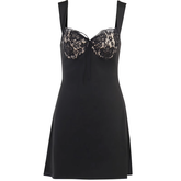 Neues Kleid mit Trägern und Spitzenbesatz