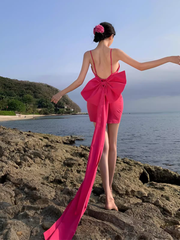 Rückenfreies Minikleid