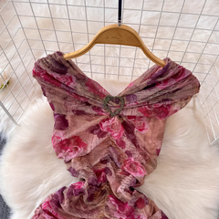 Kurzes Kleid aus Netzstoff