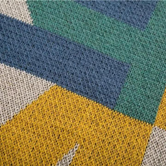 Lässiger Patchwork-Strickpullover