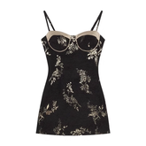 Strapskleid im Retro-Stil aus schwerem Jacquard