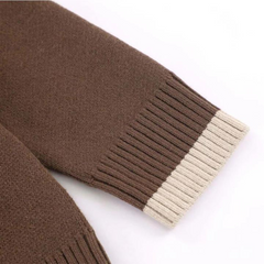 Bonita mochila con forma de oso y suéter con forma de oso