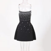 Heavy industry diamond studded strapless three-dimensional puffy skirt, a niche design in Vietnam, a small black dress with elegant temperament