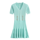 V-neck waist cinched knitted dress for children with a high-end feel, zipper slimming, hip hugging fishtail skirt
