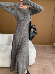 French shoulder pad slimming knitted dress