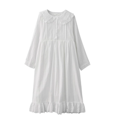 Besticktes Kleid mit Puppenkragen im Vintage-Stil