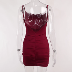 Figurbetontes Kleid im Retro-Stil