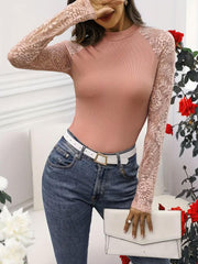 Camiseta de manga larga con encaje y cuello alto