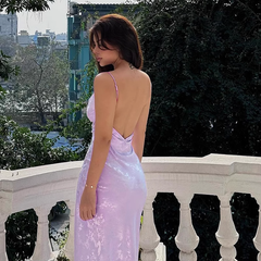 Lila rückenfreies Strapskleid