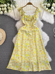 Geblümtes Kleid mit quadratischem Ausschnitt