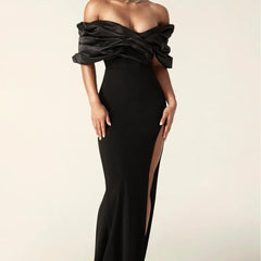 Black pleated edge strapless dress for slimming, tight fitting, and floor length, with a hip hugging design