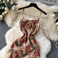 Schickes Kleid mit Hosenträger-Print im neuen Stil für den Sommer