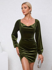 Slim fit slit wrap buttocks swing collar bubble sleeve velvet banquet dress