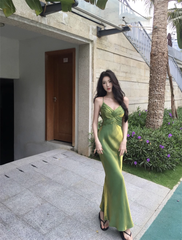 Grünes Strapskleid für Damen im Sommer