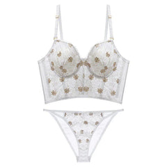 Dessous-Set mit französischer Stickerei und Blumenspitze