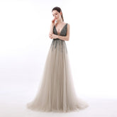 Sexy Side Split Prom Dresses Deep V-Neck Backless Beads Crystal Party Gowns Sleeveless Sweep Train Cheap Tulle Party Dress