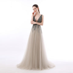 Sexy Side Split Prom Dresses Deep V-Neck Backless Beads Crystal Party Gowns Sleeveless Sweep Train Cheap Tulle Party Dress