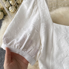 Sommerkleid für Damen mit eckigem Kragen und Puffärmeln