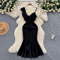 Schwarzes Meerjungfrauenkleid mit Rüschen und Patchwork