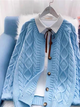 Strickpullover im Lazy-Stil