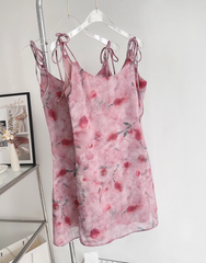 Falda de verano con tirantes y estampado floral