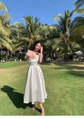 Schulterfreies A-Linien-Kleid