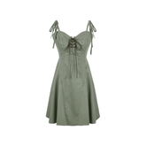 Strapskleid mit V-Ausschnitt