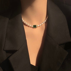 Vintage Style Emerald and Pearl Bead Necklace Choker