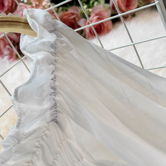 Vestido bohemio de gasa con escote cuadrado y mangas abullonadas en color blanco
