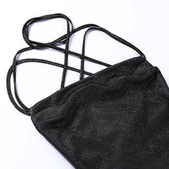 schwarzes, figurbetontes Kleid