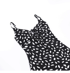 Neues gepunktetes Hosenträgerkleid