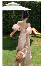 Chiffonkleid mit Blumenmuster und Strapsen