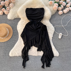 Kleid mit unregelmäßigen Rüschen