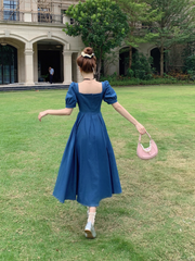 Vintage Jeanskleid mit eckigem Ausschnitt