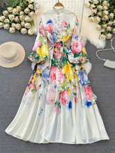 Langärmliges Kleid mit Stehkragen und A-Linien-Print im Retro-Palaststil im Laternenstil